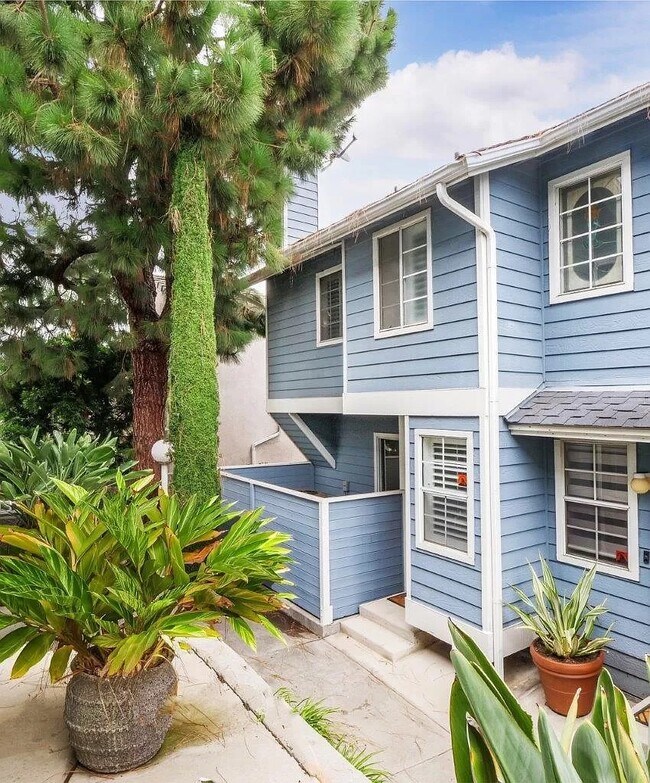 Foto del edificio - 26105 Frampton Ave