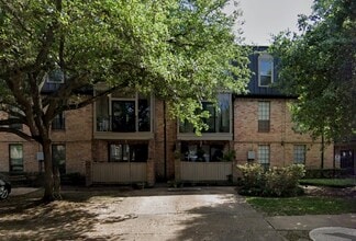 Building Photo - 2425 Underwood St