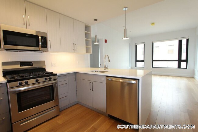 Foto del edificio - 150 Camden St