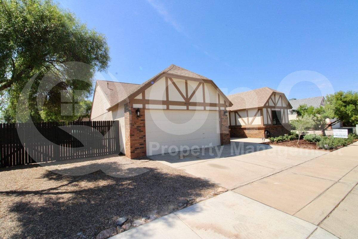 Primary Photo - 4311 W Sungate Pl