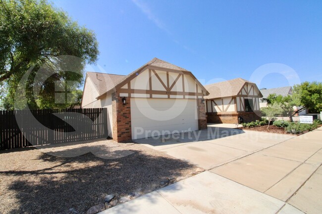 Photo - 4311 W Sungate Pl House