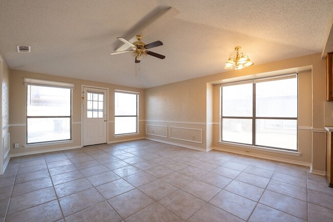 Foto del edificio - Glenn Heights home for lease