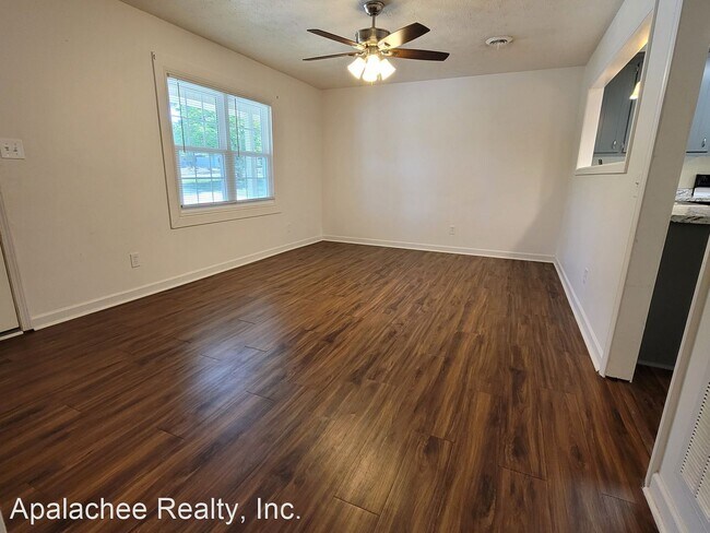 Building Photo - 2 br, 1 bath House - 15 MATTHEWS SCHOOL RO...