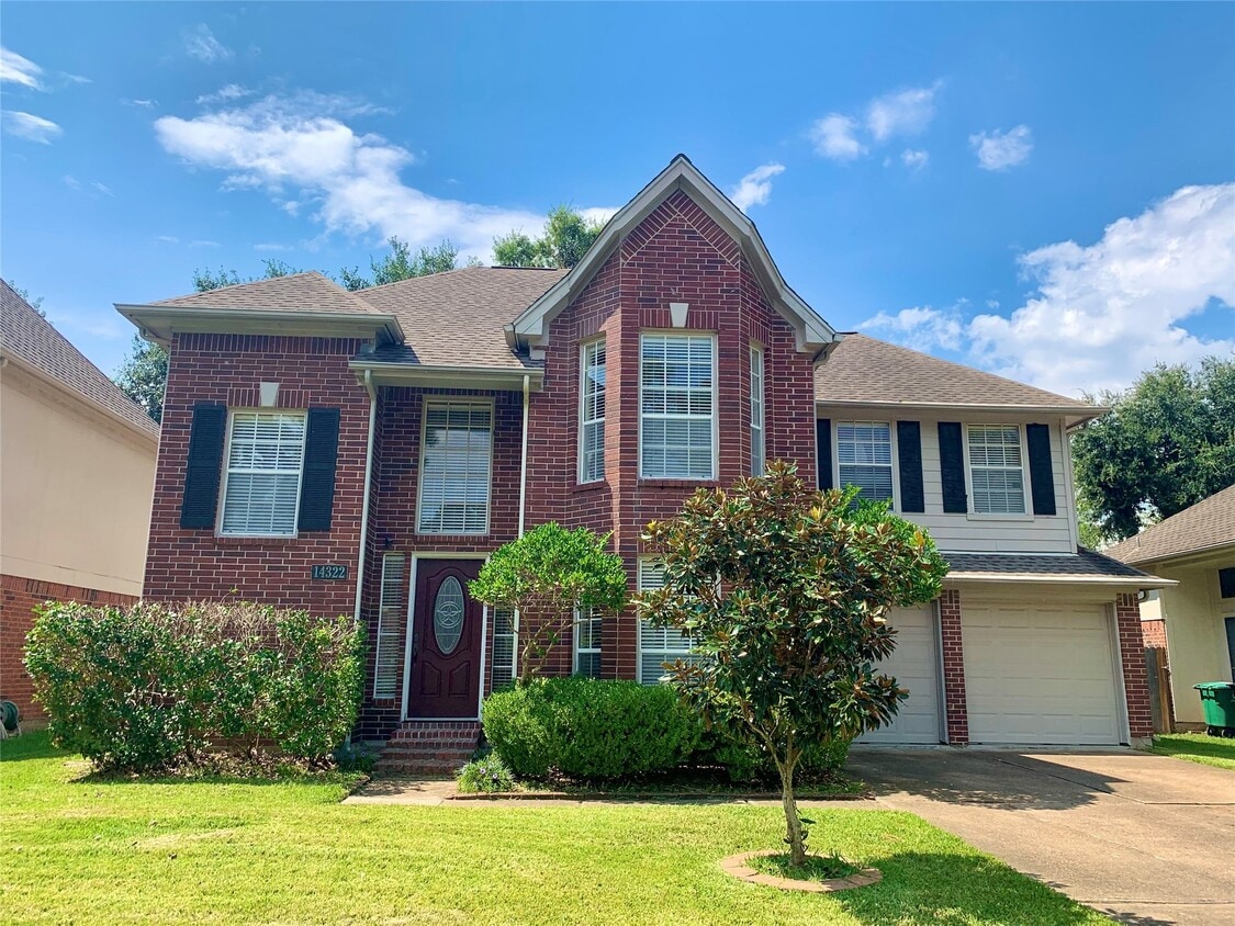 Foto principal - 14322 Village Birch St