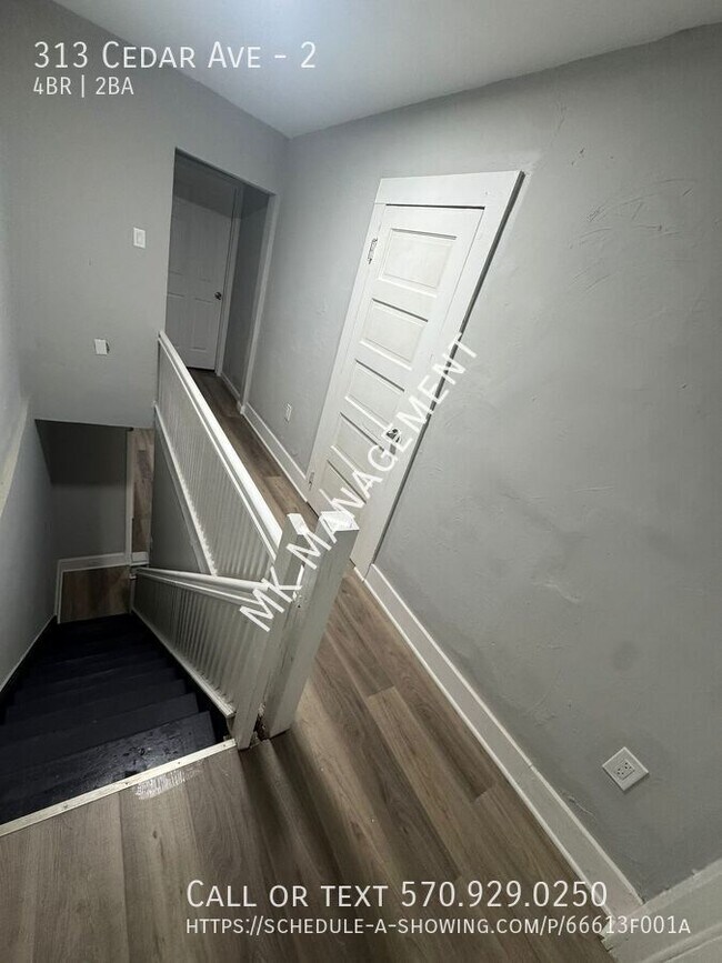 Foto del edificio - 313 Cedar Ave