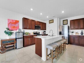 Building Photo - 2632 SW 8th Ct