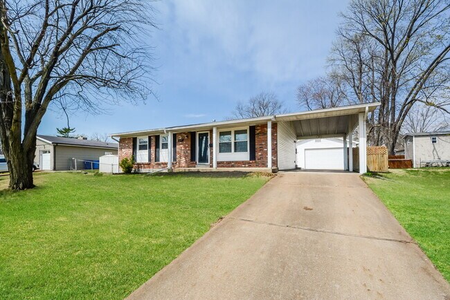 Building Photo - 760 Hazelvalley Dr