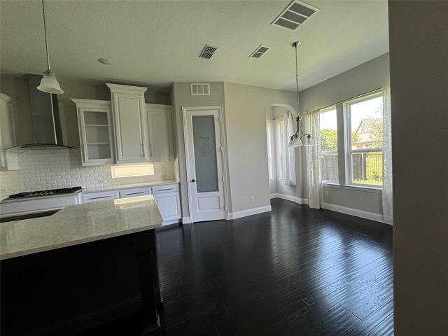 Foto del edificio - 6210 Claridge Ln