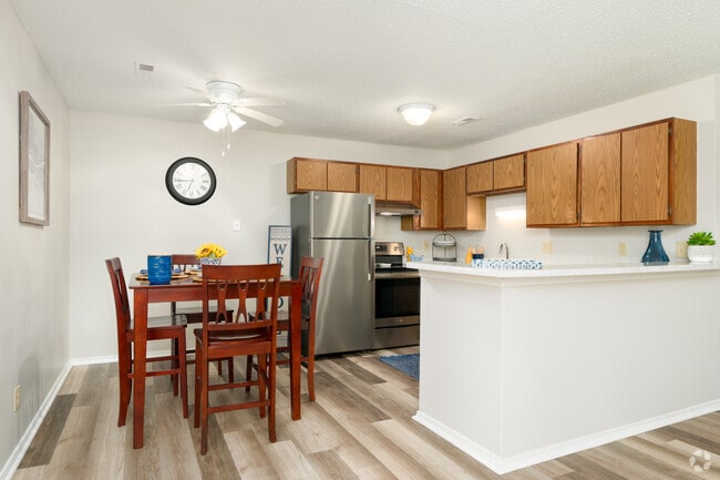 Interior Photo - Casalon Parkway Apartments