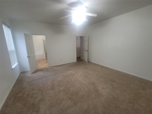 Building Photo - 15122 Turphin Way