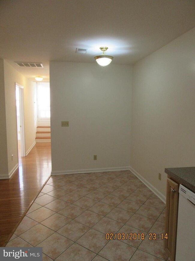 Foto del edificio - 132 N Loudoun St