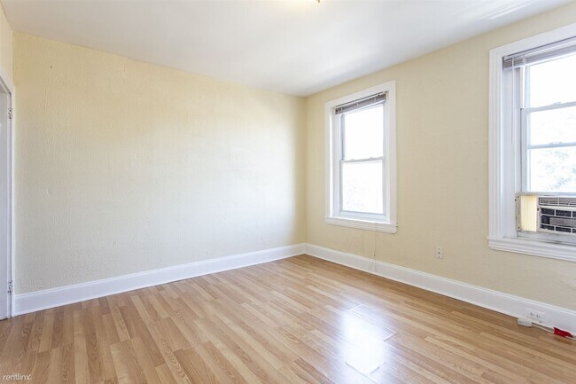 Building Photo - 4 br, 1 bath House - 3911 WARREN ST