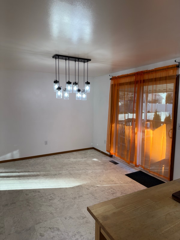 Building Photo - 4120 E Congress Ave