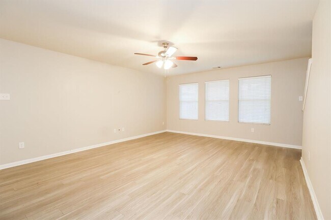 Foto del edificio - 16770 N Gull Dr