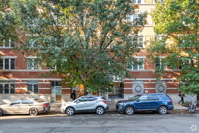 Building Photo - 70 W 139th St