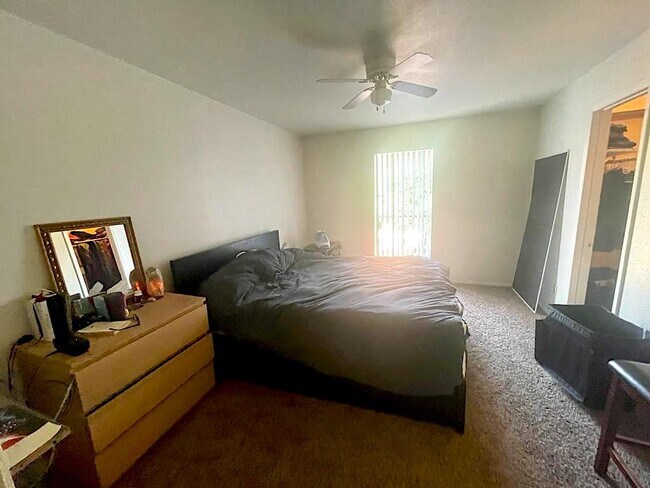 Foto del edificio - 2239 Cromwell Cir