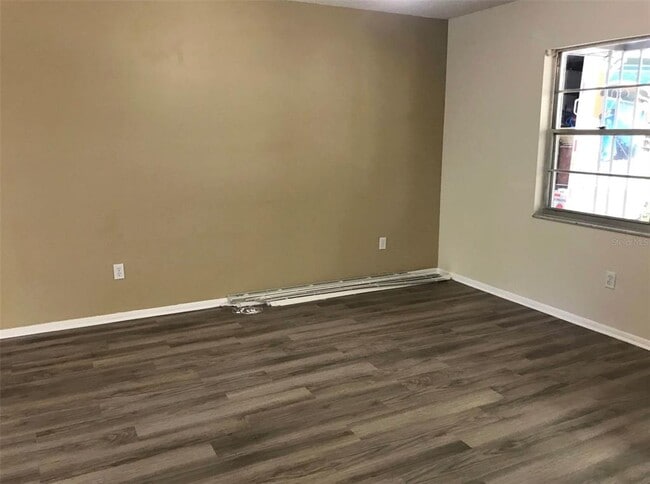 Foto del edificio - 4215 NW 20th Dr