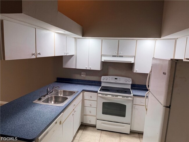 Building Photo - 1714 SW 15th Pl