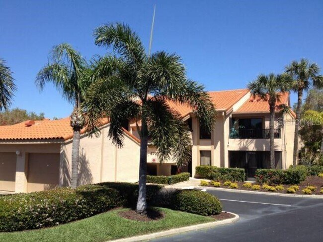 Building Photo - 4770 Brittany Dr S