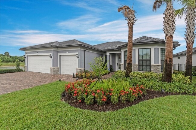 Building Photo - 4566 Silverwood Ln N