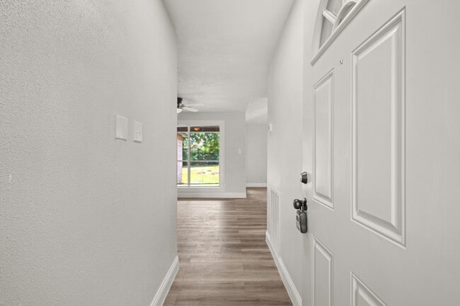 Foto del edificio - 3623 Peachstone Pl