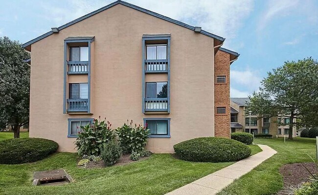 Building Photo - 10222 Bushman Dr