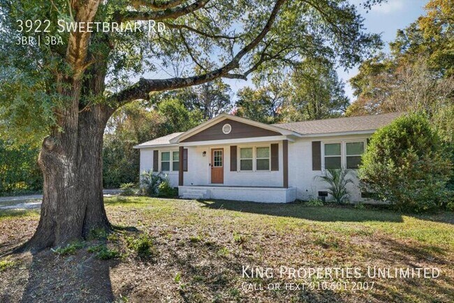 Foto del edificio - 3922 Sweetbriar Rd