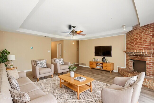 Foto del edificio - 6306 Twin Maple Ct