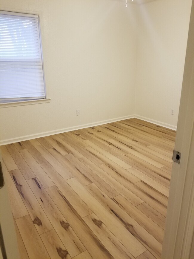 Foto del edificio - 419 Ann St