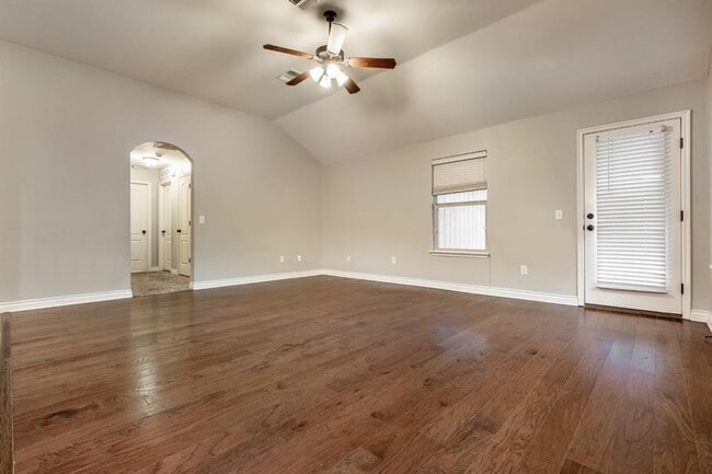 Building Photo - 2609 NW 183rd St