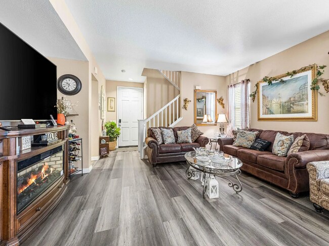 Foto del edificio - 2562 Kenwood Ct
