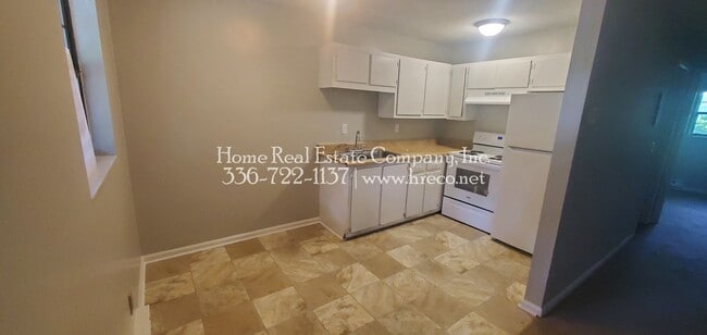 Building Photo - 1400 W Academy St