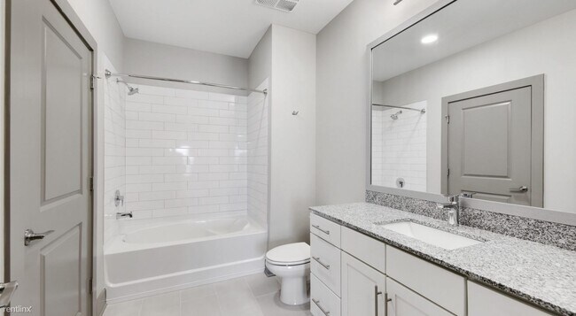 Foto del edificio - 2 br, 2 bath Condo - 241 Bass Pro Dr /2Bath