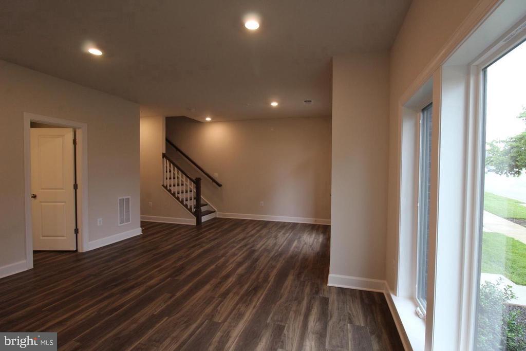 Foto principal - 22466 Foundation Dr