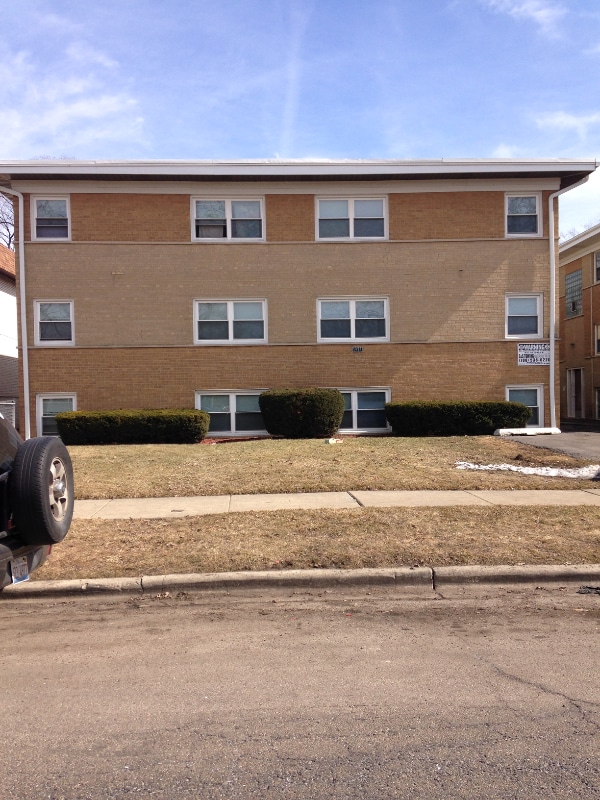 Photo - 1971 N 19th Ave (Melrose Park, IL)