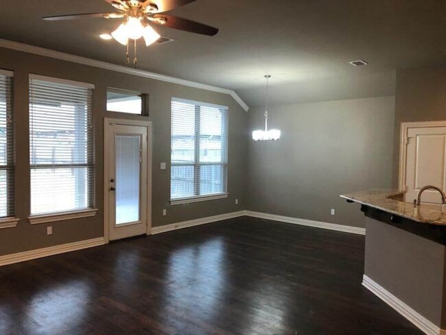 Foto del edificio - Beautiful 3 Bedroom home in Hallsville ISD