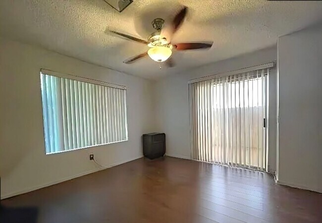 Foto del edificio - 2045 S 14th Ave