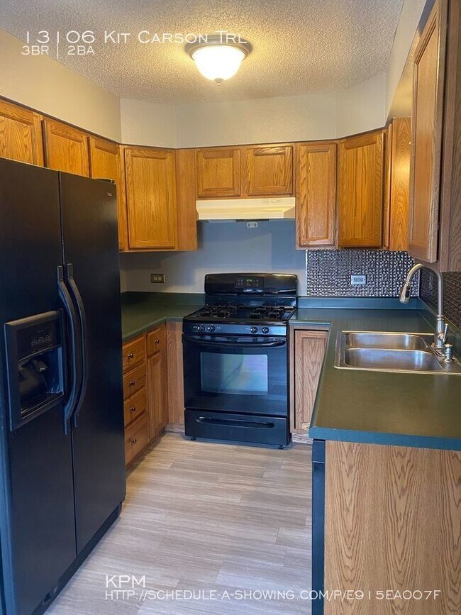 Foto del edificio - 13106 Kit Carson Trail