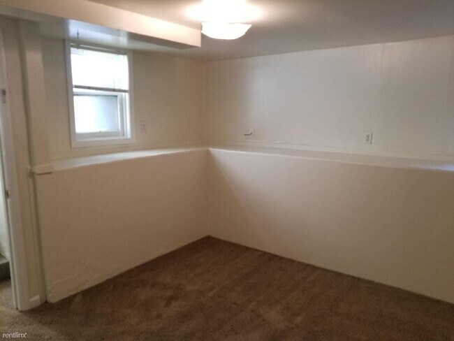 Building Photo - 1 br, 1 bath House - 278 N 10th St