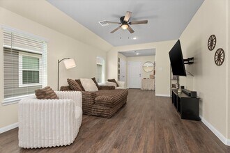 Building Photo - 2408 Bray Head Dr Building Photo - 2408 Bray Head Dr