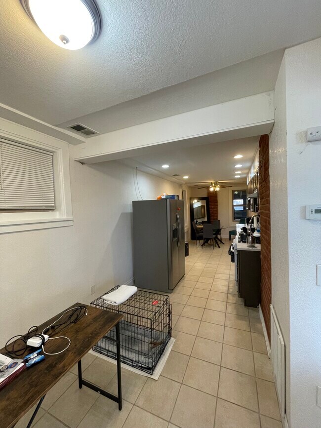 Foto del edificio - 3108 N Clay St