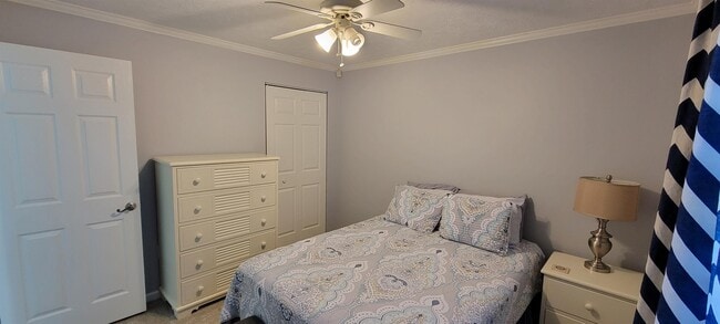 Building Photo - 525 White River Dr