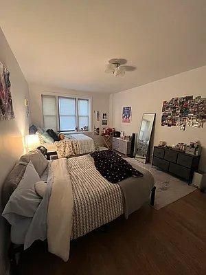 Foto principal - 4 bedroom in BRONX NY 10463