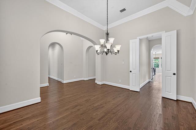 Building Photo - 7675 Dotter Dr
