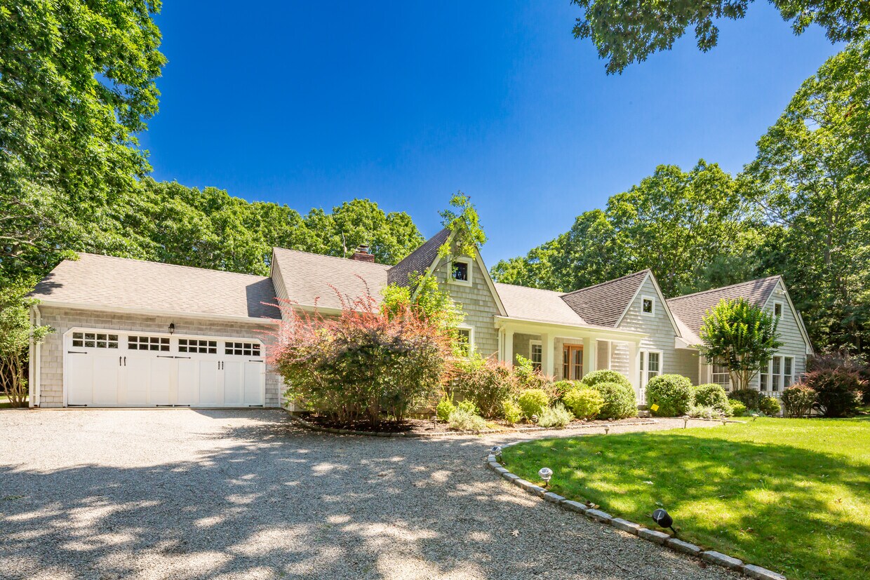 500 Water Mill Towd Rd, Southampton, NY 11968 House Rental in