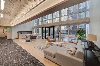 Interior Photo - 145 Leavenworth St