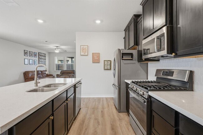 Foto del edificio - 107 Aloe Tree Ln