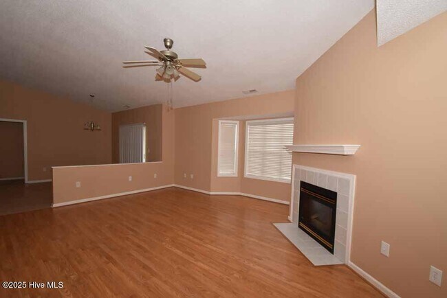 Building Photo - 1122 Turtle Creek Rd
