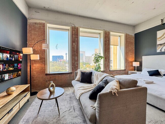 Foto del edificio - 555 Evergreen St