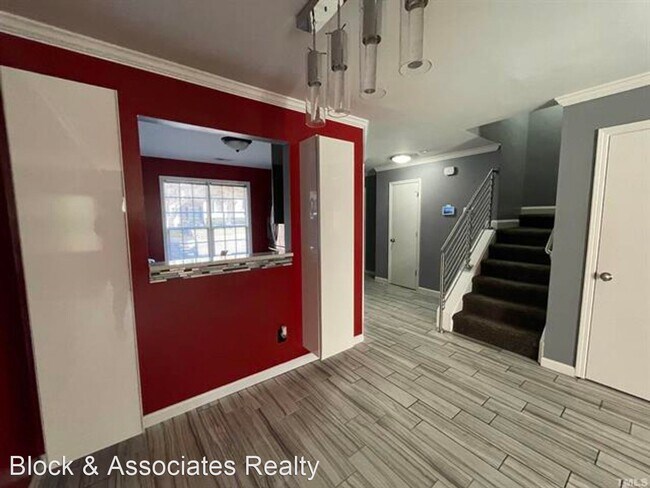 Building Photo - 3 br, 2.5 bath House - 103 Knightsborough Way